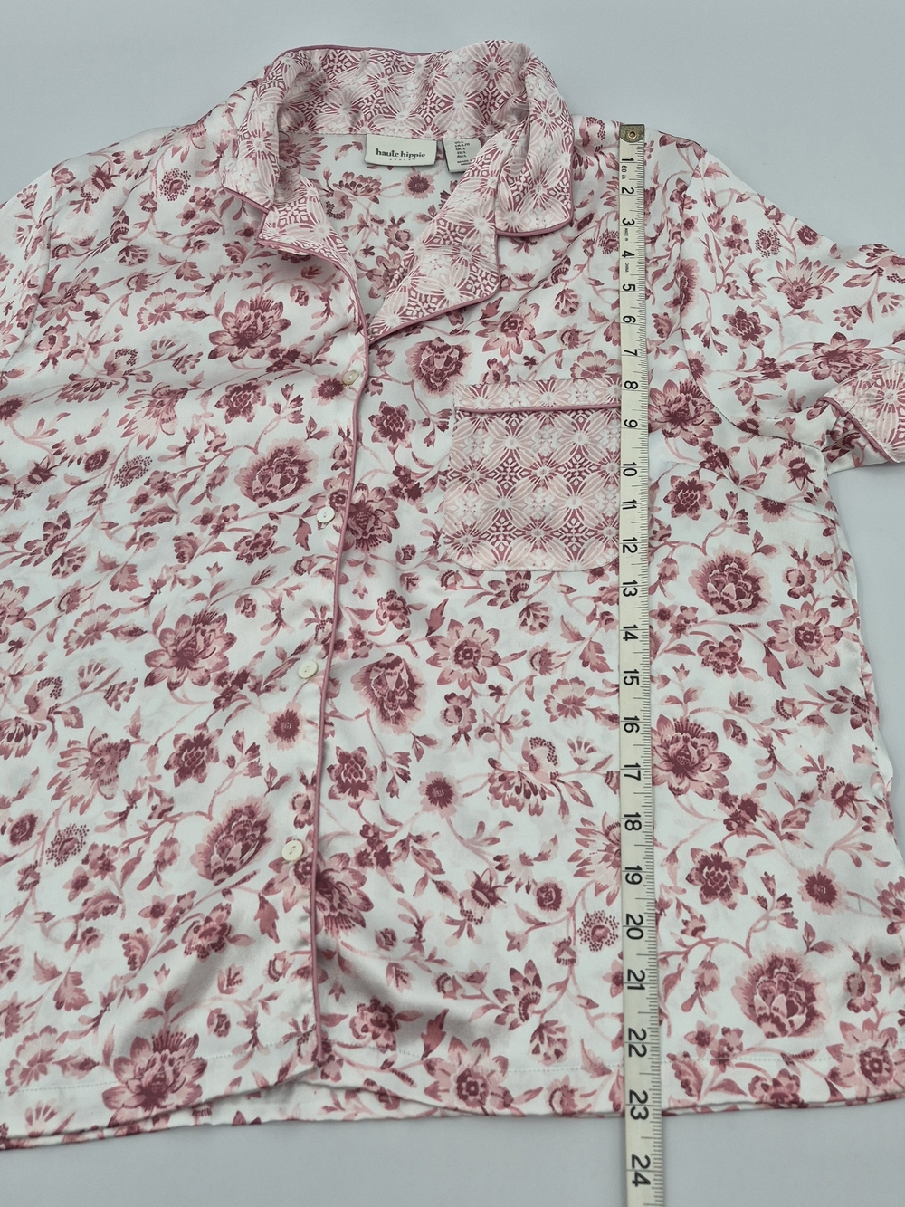 Haute Hippie Pajama Set Large PJ Floral Satin Feel Cottage Core Shorts Top - Picture 10 of 13